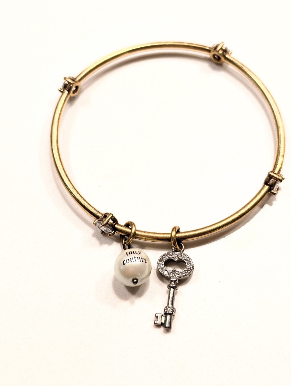 Juicy Couture Gold Pearl Bangle  Key Charm rhinestone Euro Summer Bracelet